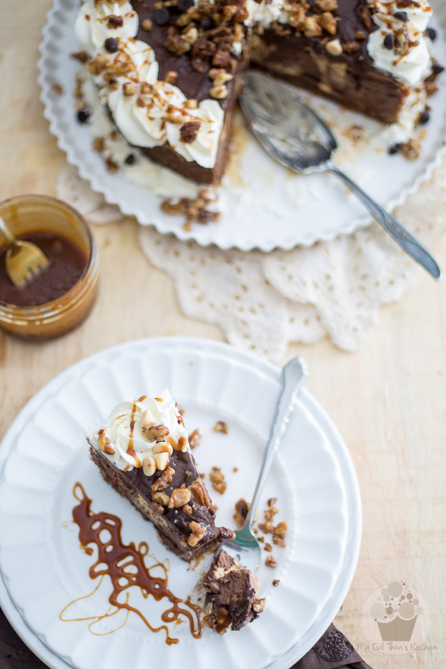 Chocolate Salted Caramel Cheesecake | eviltwin.kitchen