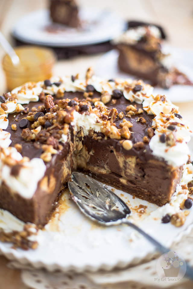 Chocolate Salted Caramel Cheesecake | eviltwin.kitchen