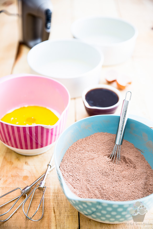  Gâteau KitKat de Pâques avec Garniture aux œufs à la crème Cadbury / eviltwin.cuisine 