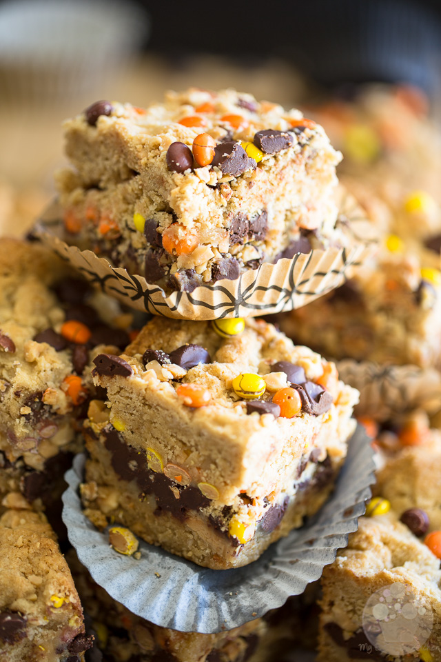 Reeses Peanut Butter Chocolate Oatmeal Bars | eviltwin.kitchen