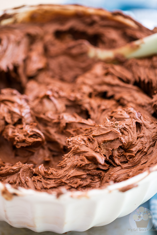A super rich and intense Chocolate Fudge Frosting that is so insanely delicious and easy to make, you'll never want to go for another recipe ever again! 