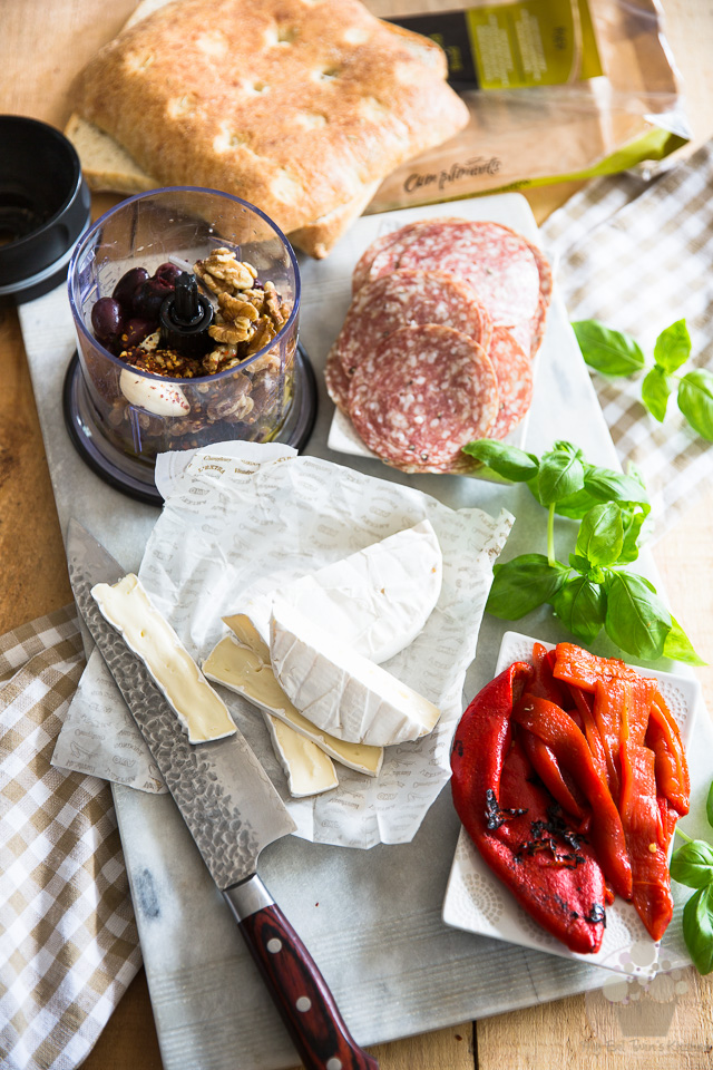 Learn how to make this delicious Tapenade Salami Sandwich, complete with step-by-step instructions and pictures on eviltwin.kitchen