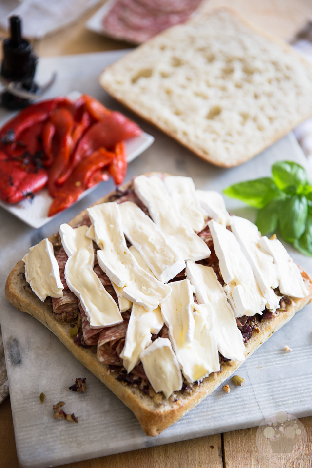 Learn how to make this delicious Tapenade Salami Sandwich, complete with step-by-step instructions and pictures on eviltwin.kitchen