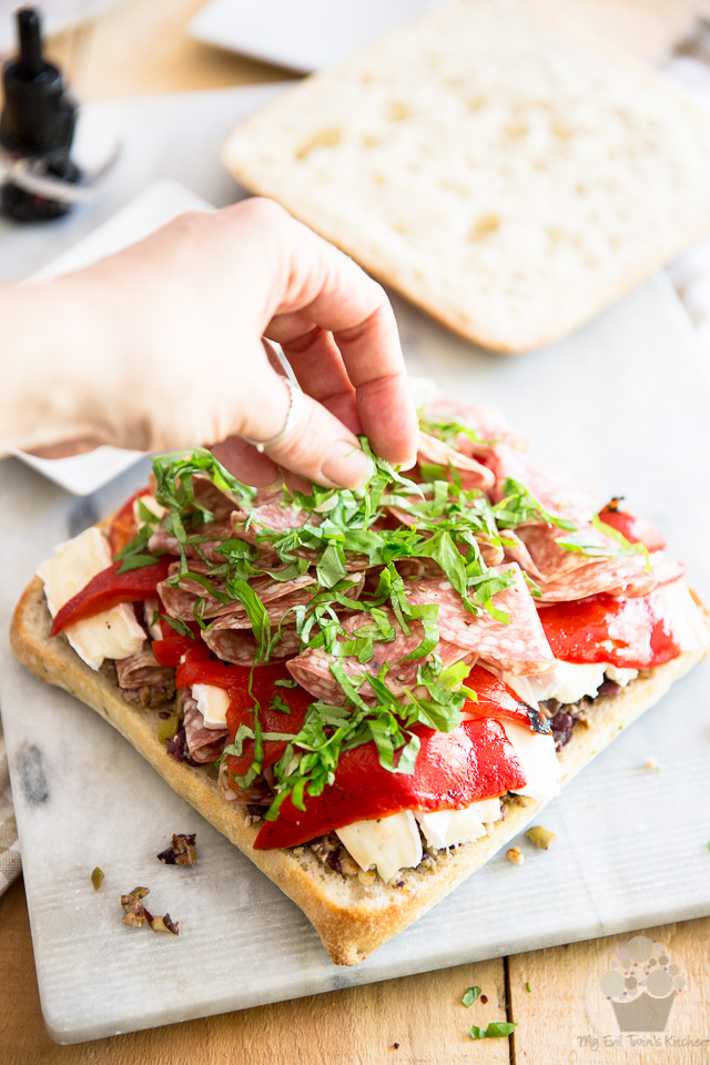 Learn how to make this delicious Tapenade Salami Sandwich, complete with step-by-step instructions and pictures on eviltwin.kitchen