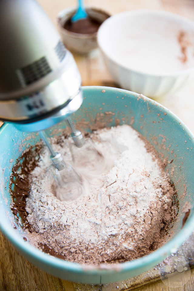 Marbled Chocolate Banana Bread with Chocolate Cream Cheese Frosting by My Evil Twin's Kitchen | step-by-step instruction on eviltwin.kitchen