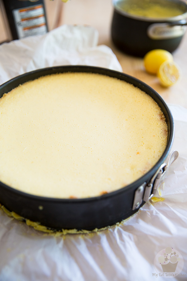 White Chocolate Lemon Curd Cheesecake by My Evil Twin's Kitchen- click for recipe and step-by-step instructions on eviltwin.kitchen