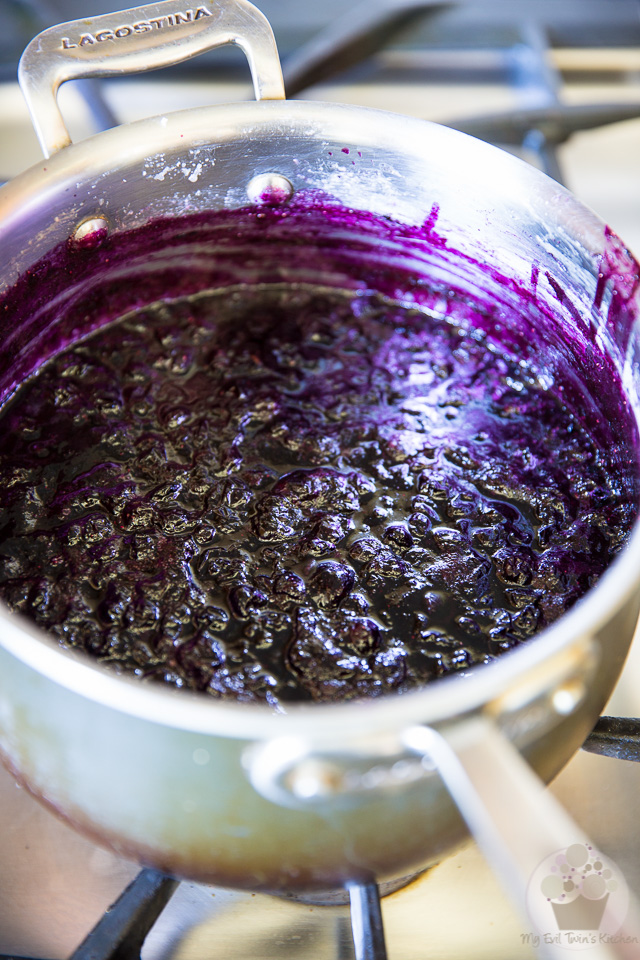 Quick Blueberry Jam by My Evil Twin's Kitchen | Step-by-step instruction on eviltwin.kitchen