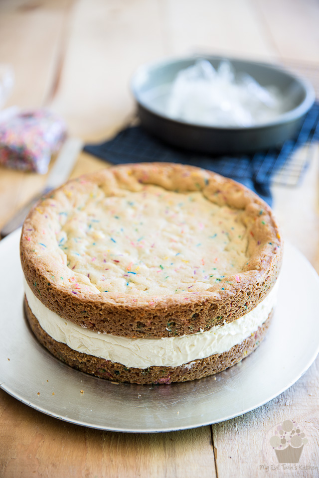 White Chocolate Funfetti Giant Ice Cream Sandwich by My Evil Twin's Kitchen | Step-by-step instructions on eviltwin.kitchen