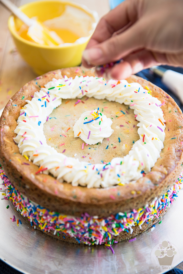 White Chocolate Funfetti Giant Ice Cream Sandwich by My Evil Twin's Kitchen | Step-by-step instructions on eviltwin.kitchen