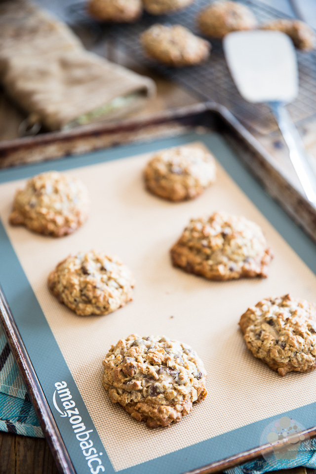 Big Fat Chewy Oatmeal Cookies by My Evil Twin's Kitchen | Step-by-step instructions on eviltwin.kitchen