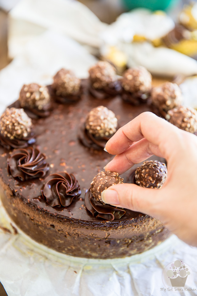 Ferrero Rocher Nutella Cheesecake by My Evil Twin's Kitchen | Recipe and step-by-step instructions on eviltwin.kitchen