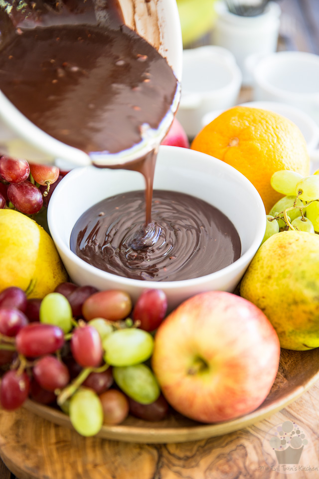 Ready in mere minutes, this heavenly creamy and velvety chocolate fondue doesn't require a fondue set to keep a perfectly smooth, thick and dippable consistency.