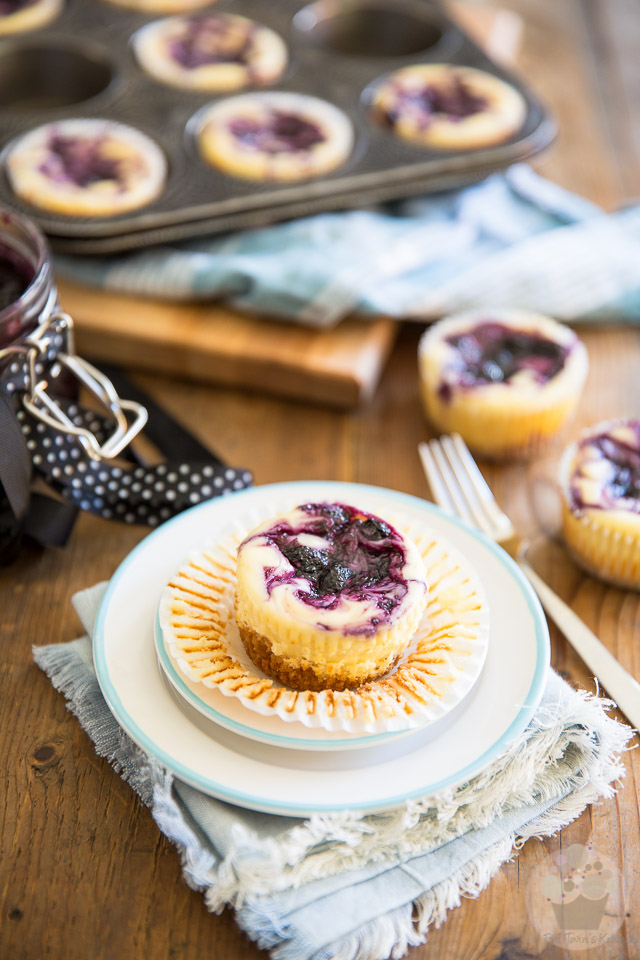 Mini Blueberry Cheesecakes by My Evil Twin's Kitchen | Recipe and step-by-step instructions on eviltwin.kitchen