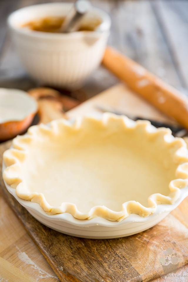 Once you've tried making pie crust in the food processor, you'll never go back. Get the same delicious results in just minutes, completely mess-free!