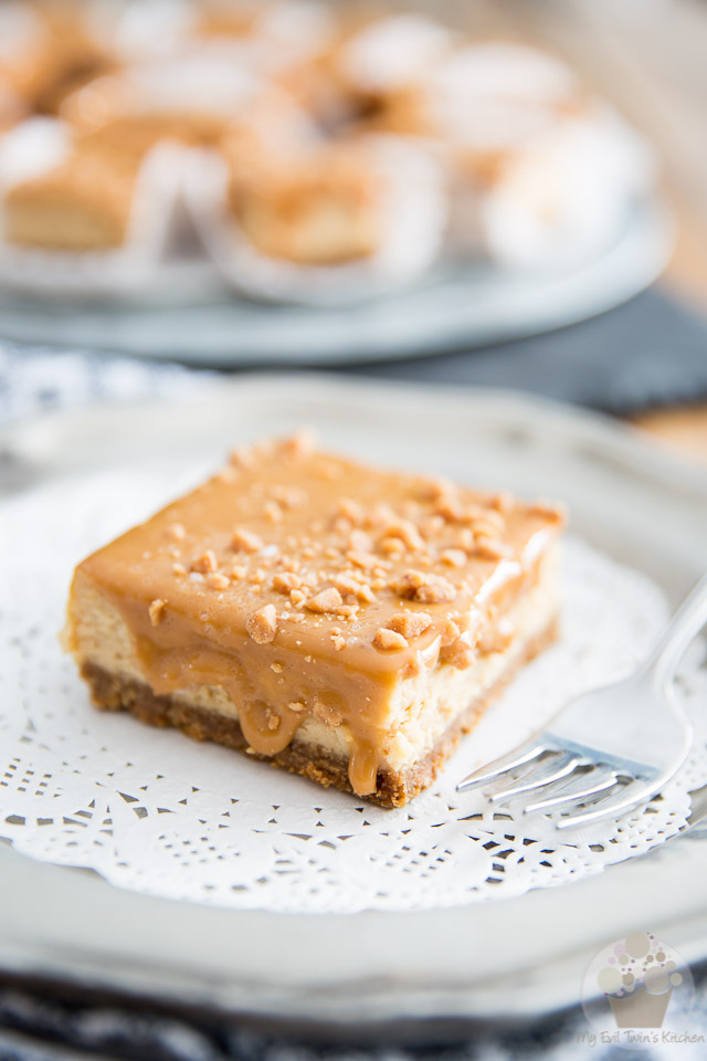 Dulce de Leche Cheesecake Bars by My Evil Twin's Kitchen - Recipe and step-by-step instructions on eviltwin.kitchen