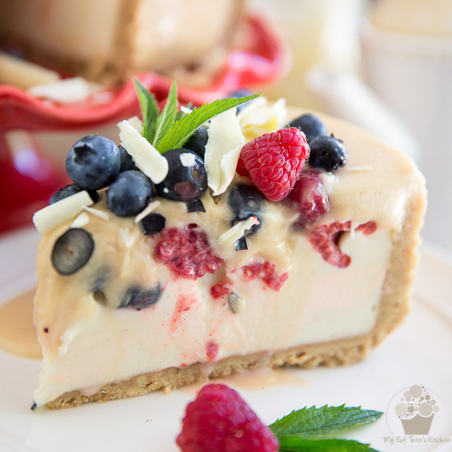 NoBake Maple Fudge Berry Cheesecake • My Evil Twin's Kitchen