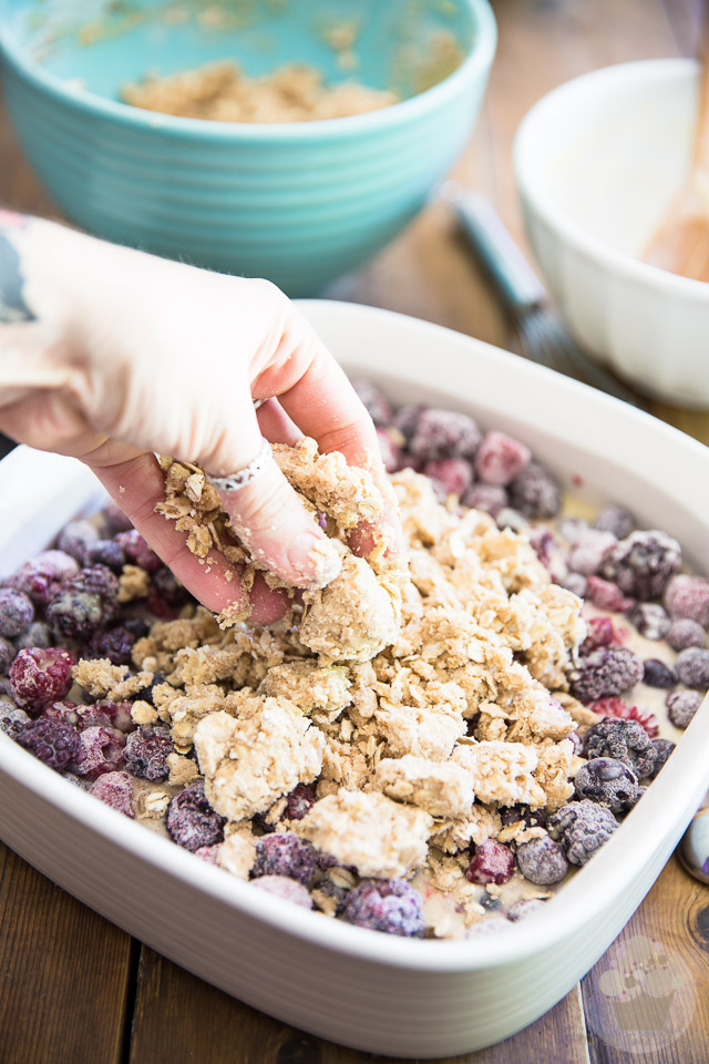 Very Berry Maple Crumble by My Evil Twin's Kitchen | Recipe on eviltwin.kitchen