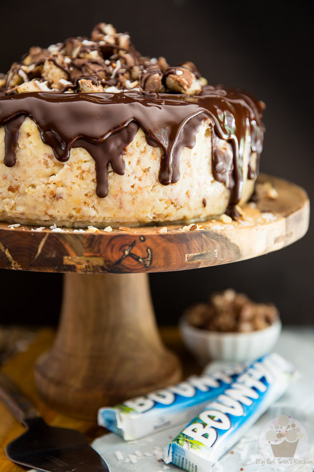 This Almond Joy Cheesecake is the ultimate treat for true coconut lovers - How many Bounty Bars can you eat in a row? This cake will definitely test you! 