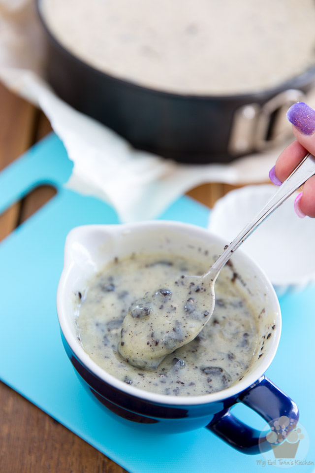 Cookies and Cream Oreo Cheesecake by My Evil Twin's Kitchen | Recipe and step-by-step instructions on eviltwin.kitchen